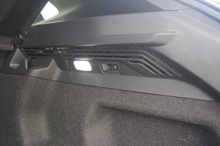 Hvid VW ID.4 fra 2024