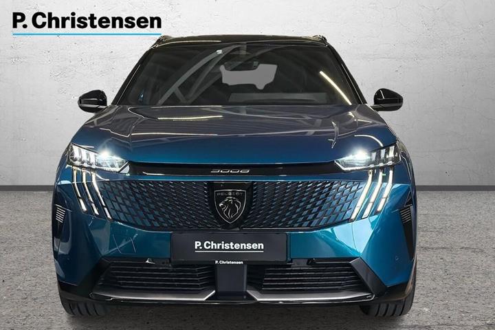 Blå Peugeot e-5008 fra 2025