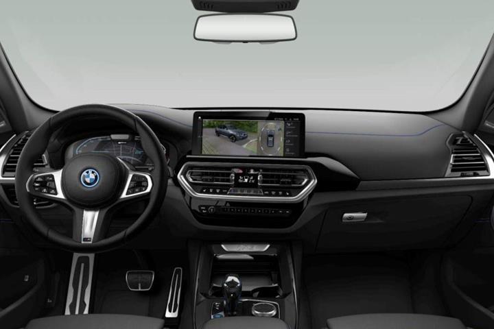 Grå BMW iX3 fra 2022