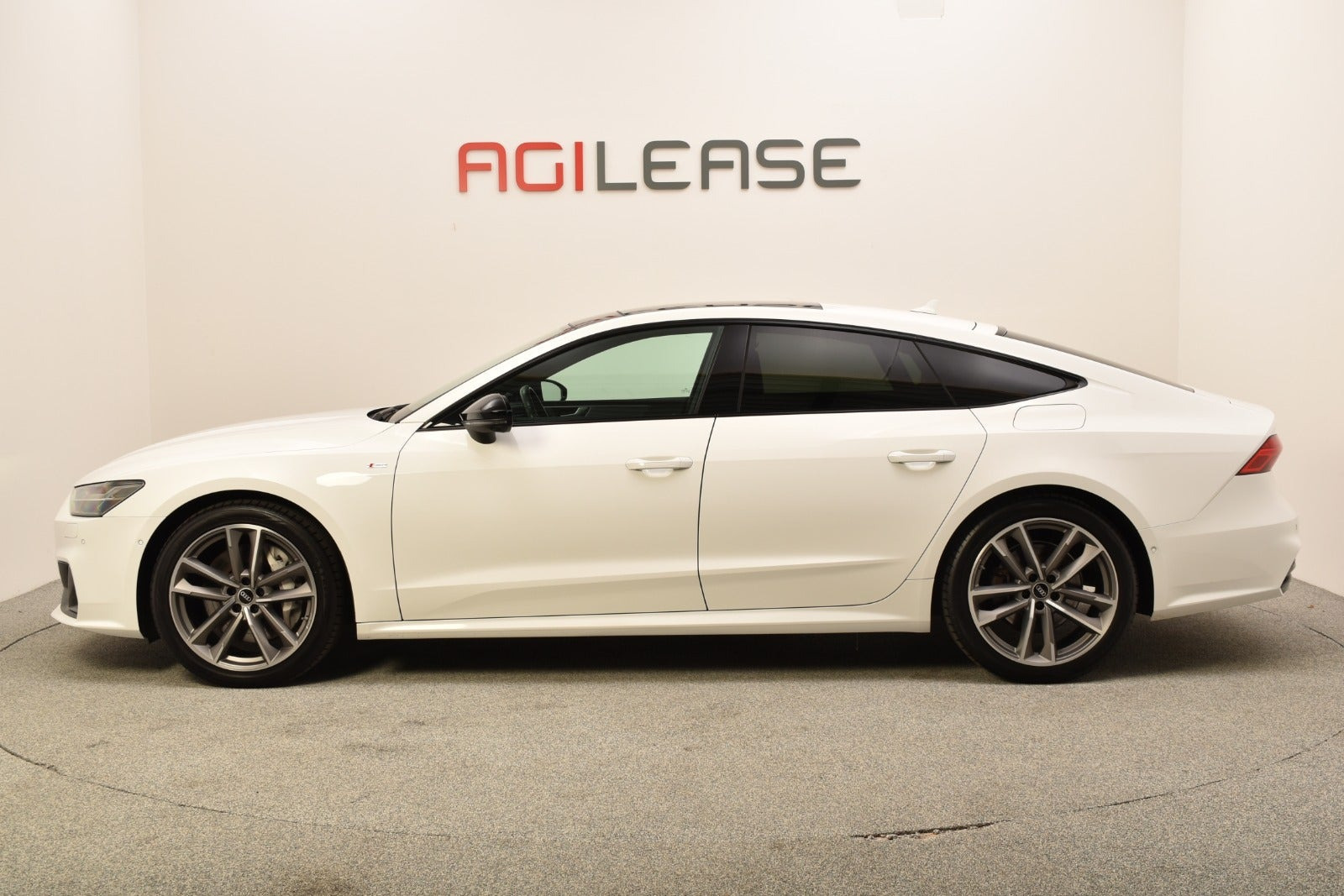 Hvid Audi A7 fra 2021
