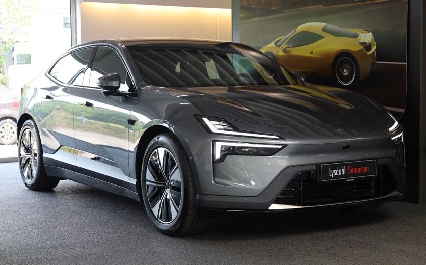 Polestar 4 Coupé Long Range