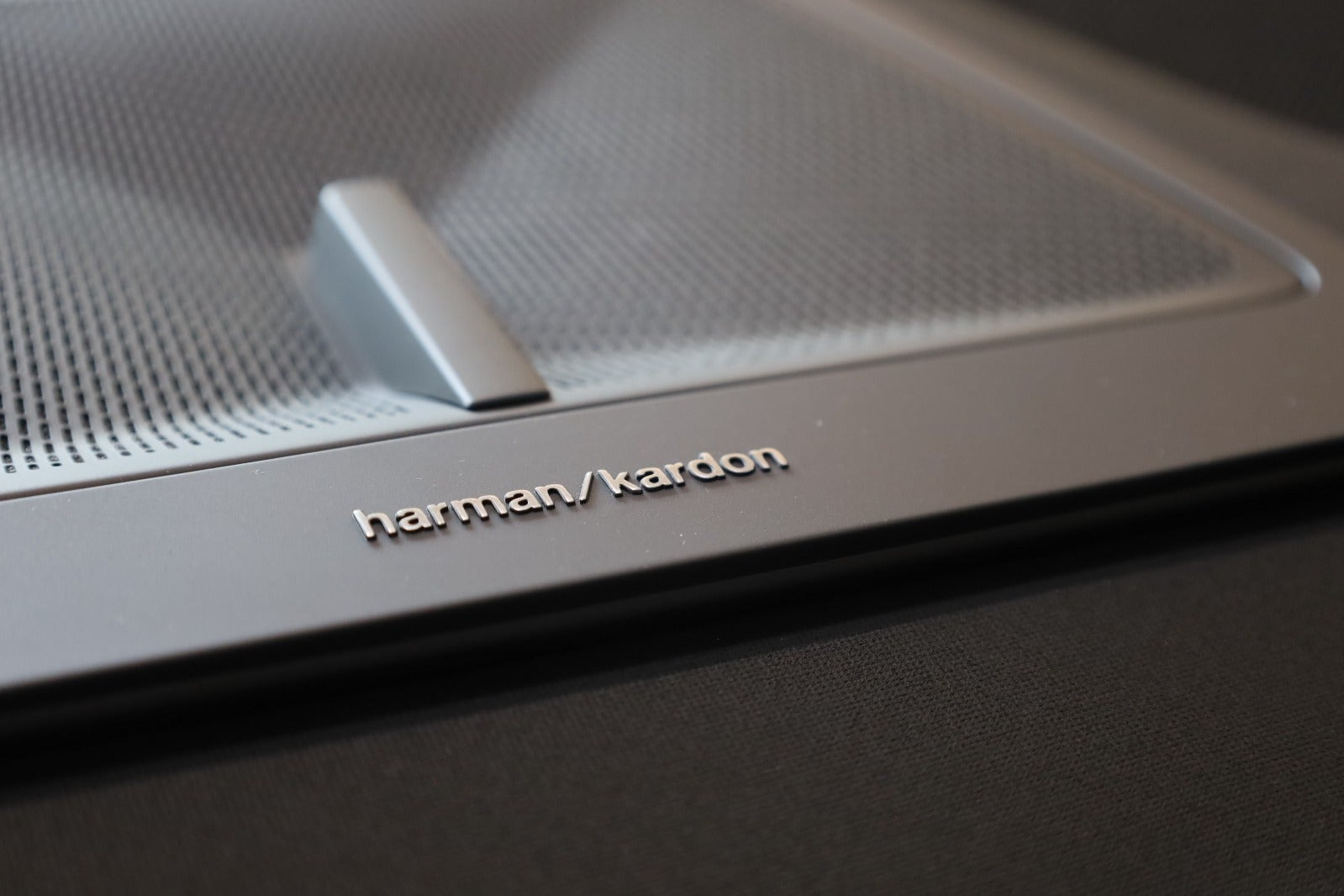 Hvid Polestar 4 fra 2026