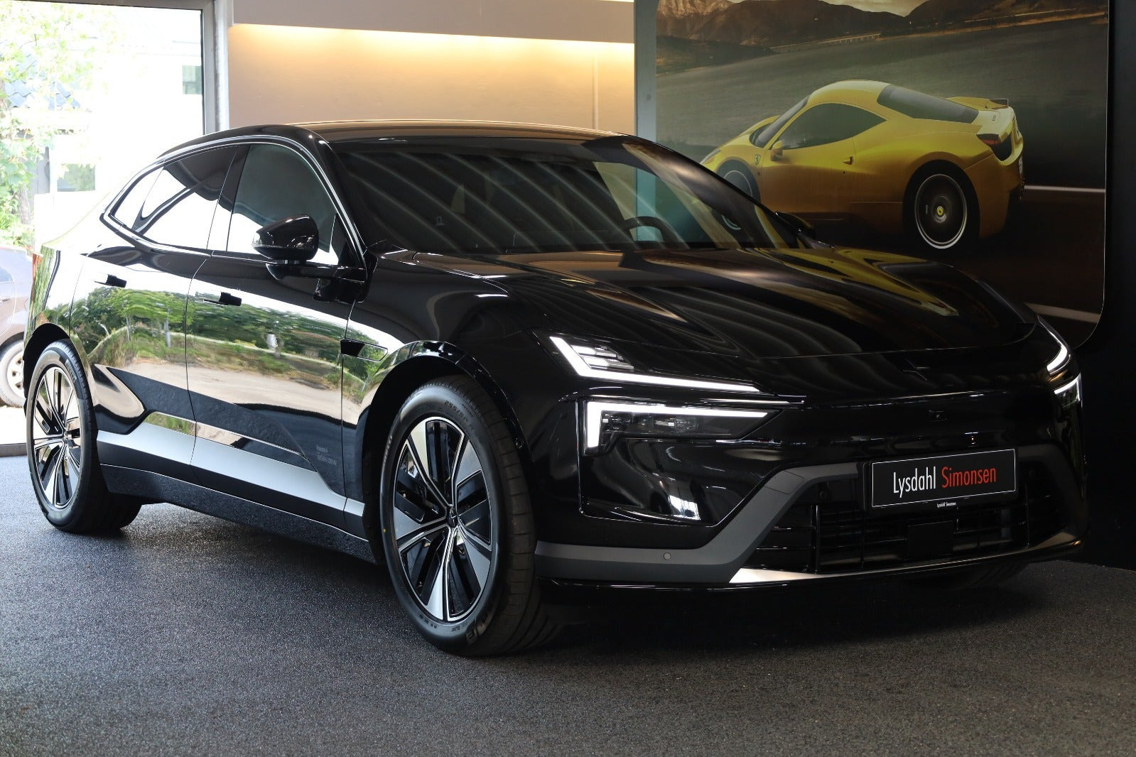 Polestar 4 Coupé Long Range