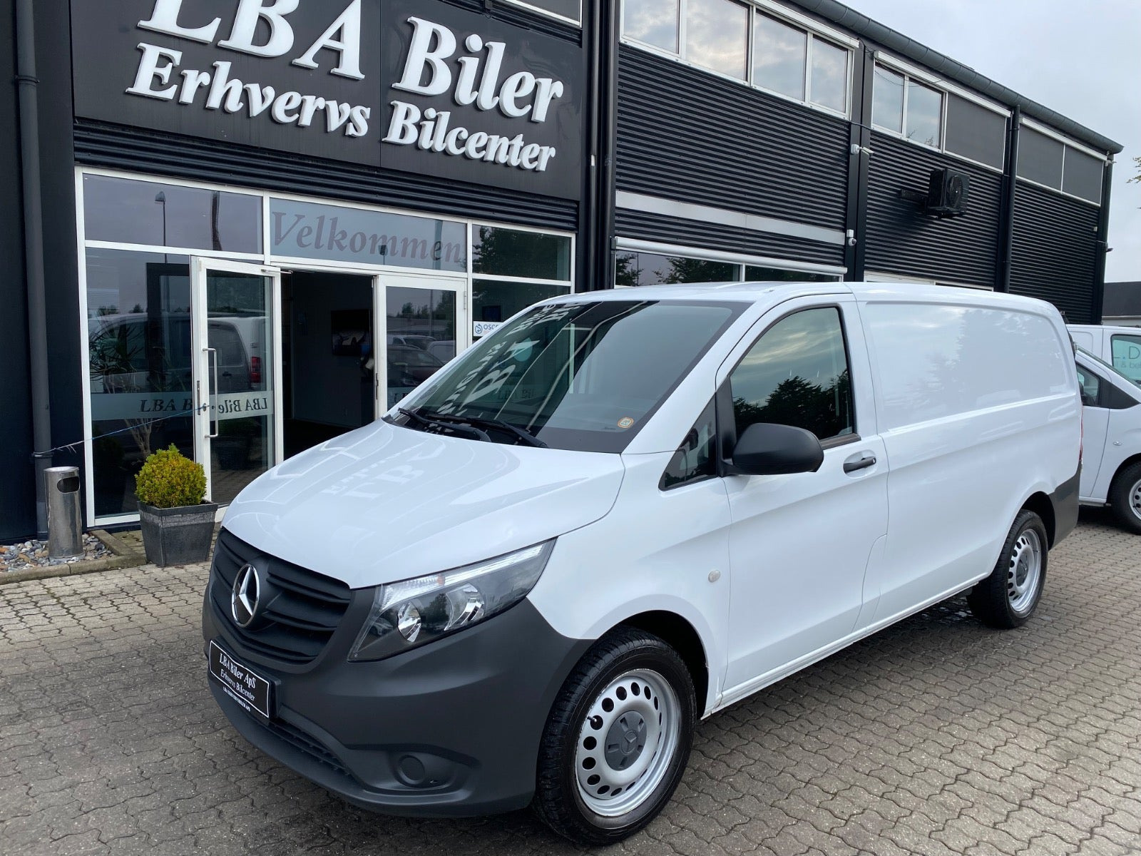 Mercedes Vito 114 2,0 CDi Kassevogn aut. L RWD