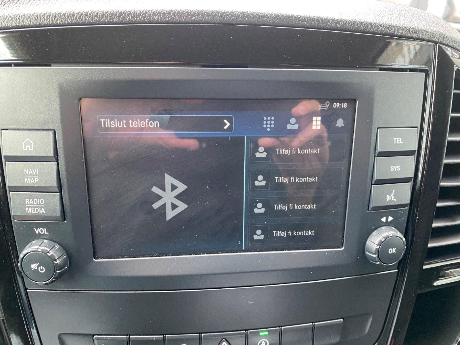 Hvid Mercedes Vito 114 fra 2022