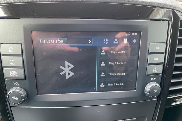 Hvid Mercedes Vito 114 fra 2022