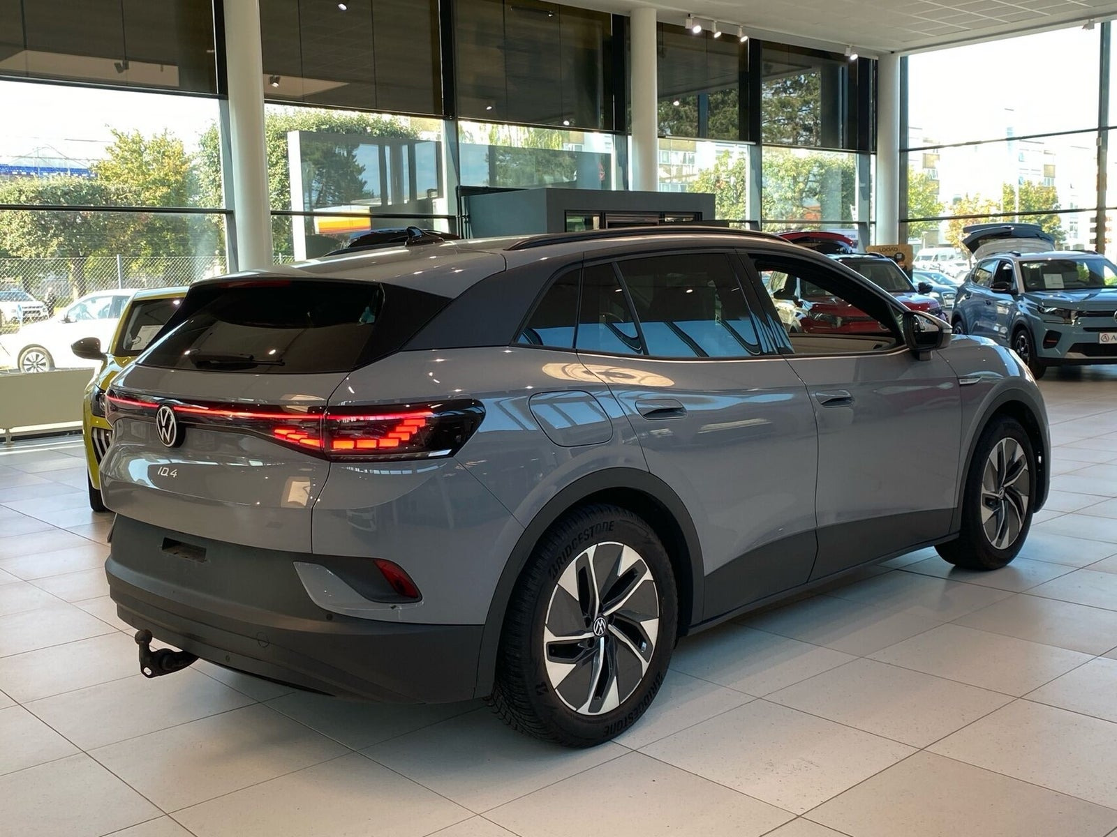 Grå VW ID.4 fra 2023