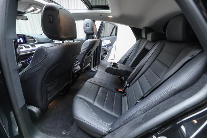 Sort Mercedes GLE350 de fra 2022