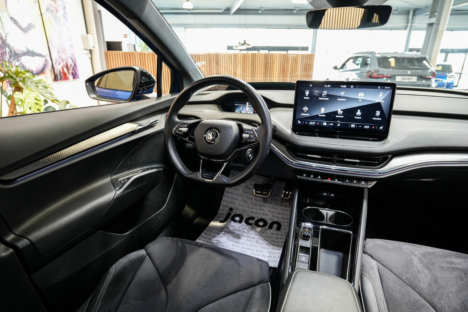 Blå Skoda Enyaq fra 2021