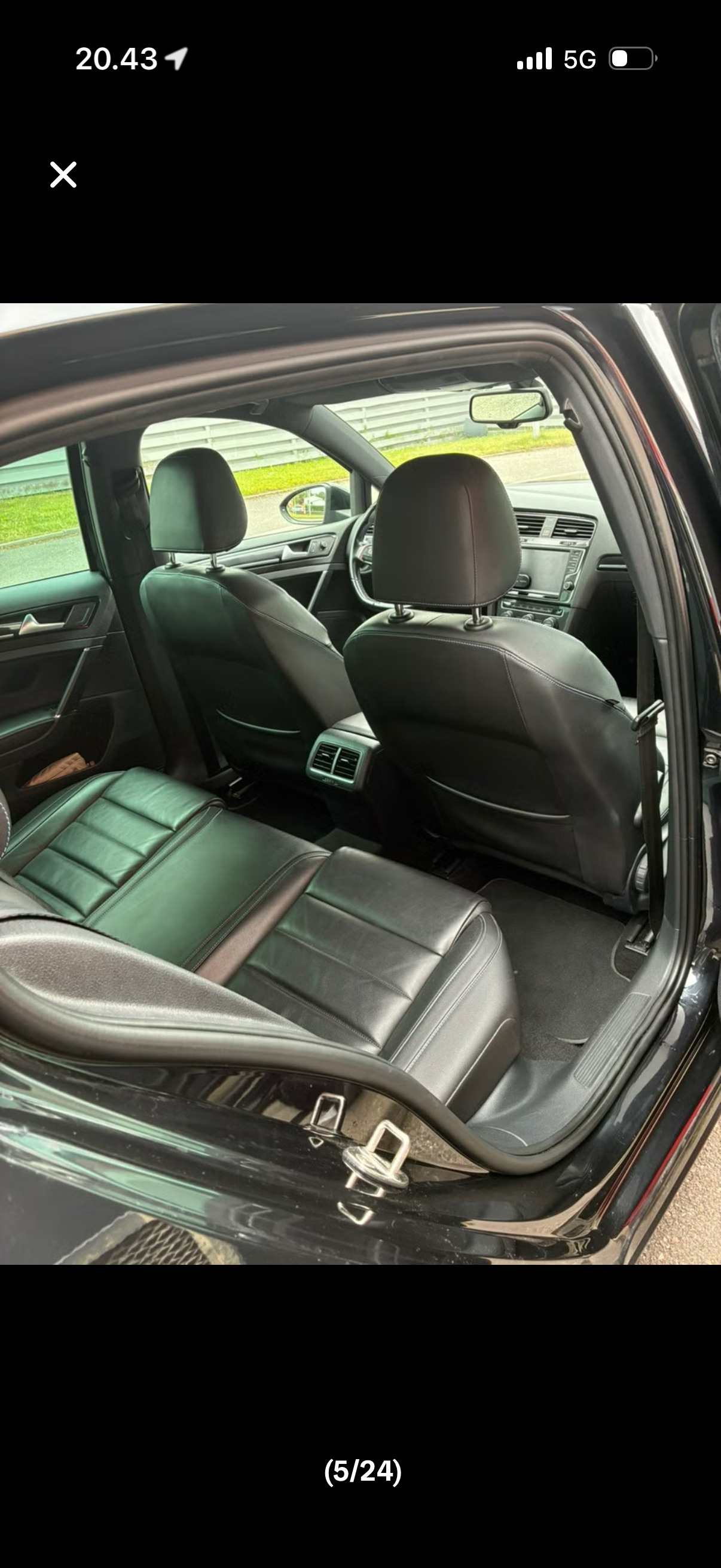 Sort VW Golf fra 2015