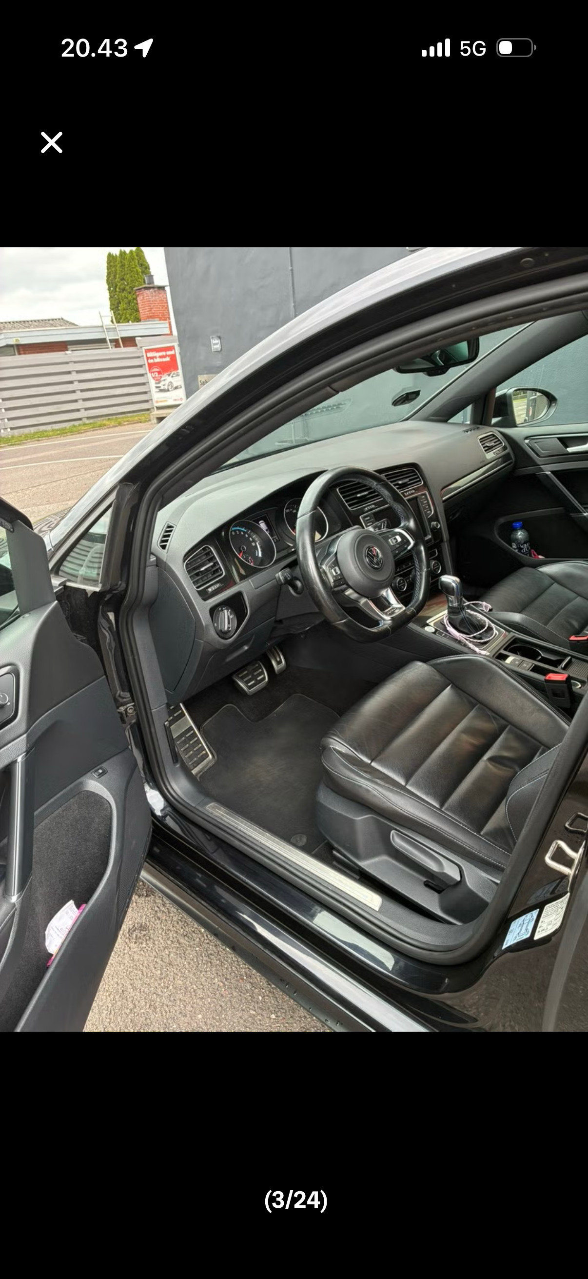 Sort VW Golf fra 2015