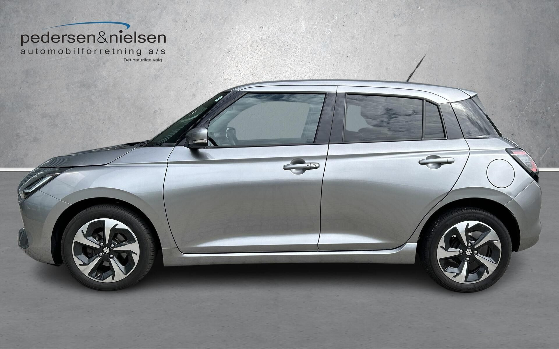 Sølv Suzuki Swift fra 2024