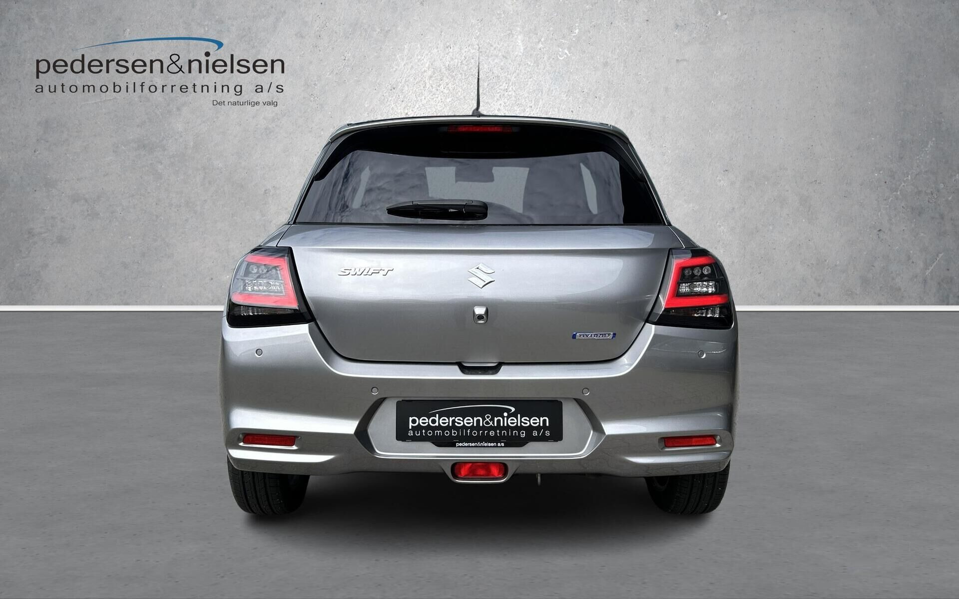 Sølv Suzuki Swift fra 2024