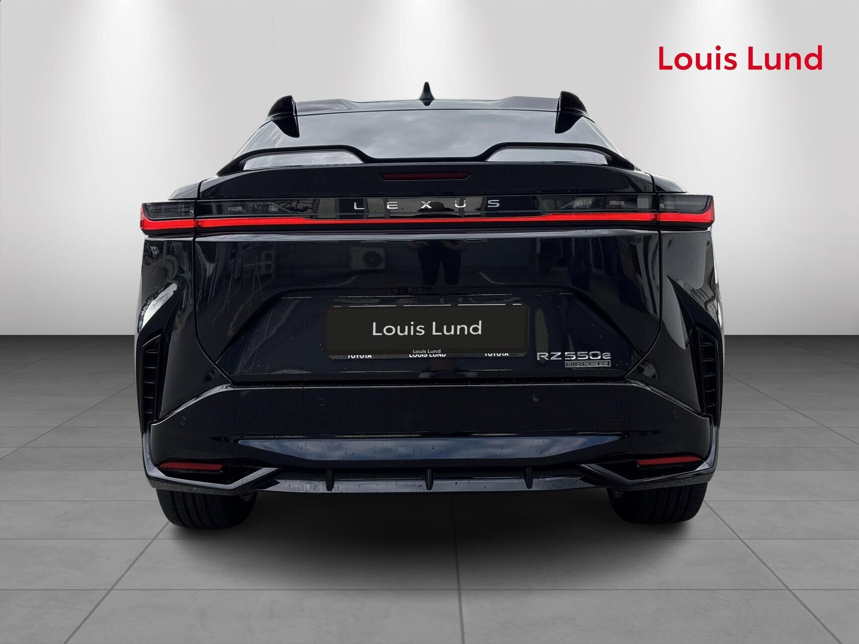 Sort Lexus RZ fra 2026