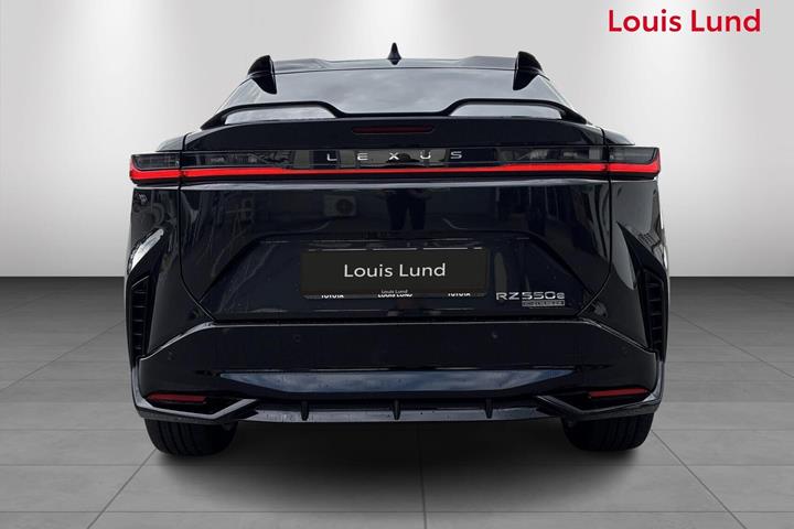 Sort Lexus RZ fra 2026
