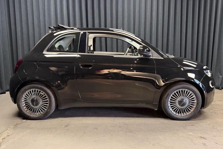 Sort Fiat 500e fra 2022