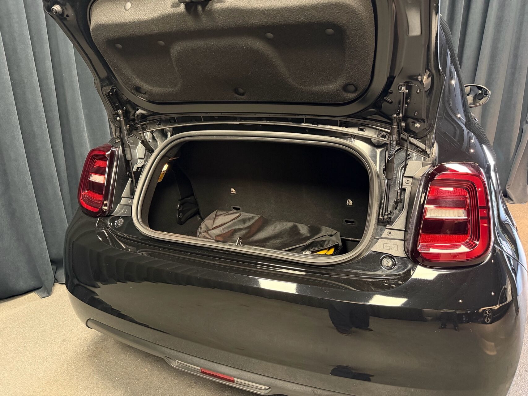 Sort Fiat 500e fra 2022
