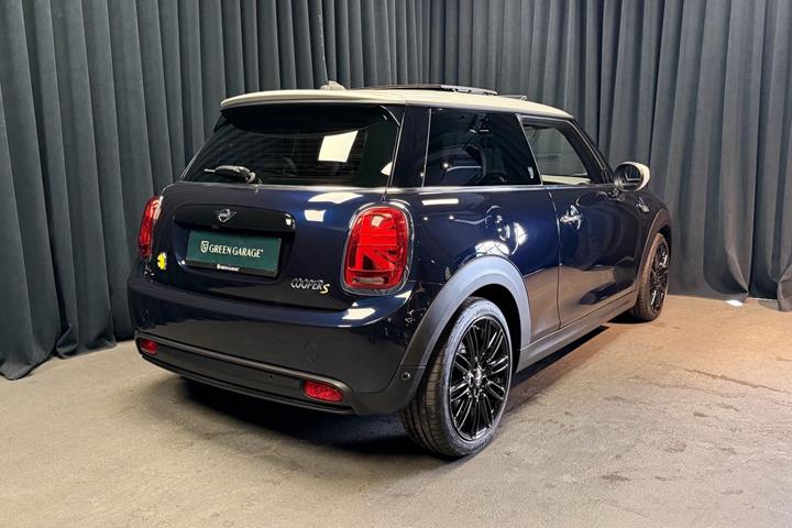 Sort Mini Cooper fra 2022
