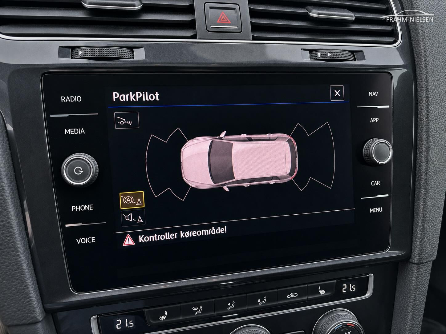 Grå VW Golf fra 2018