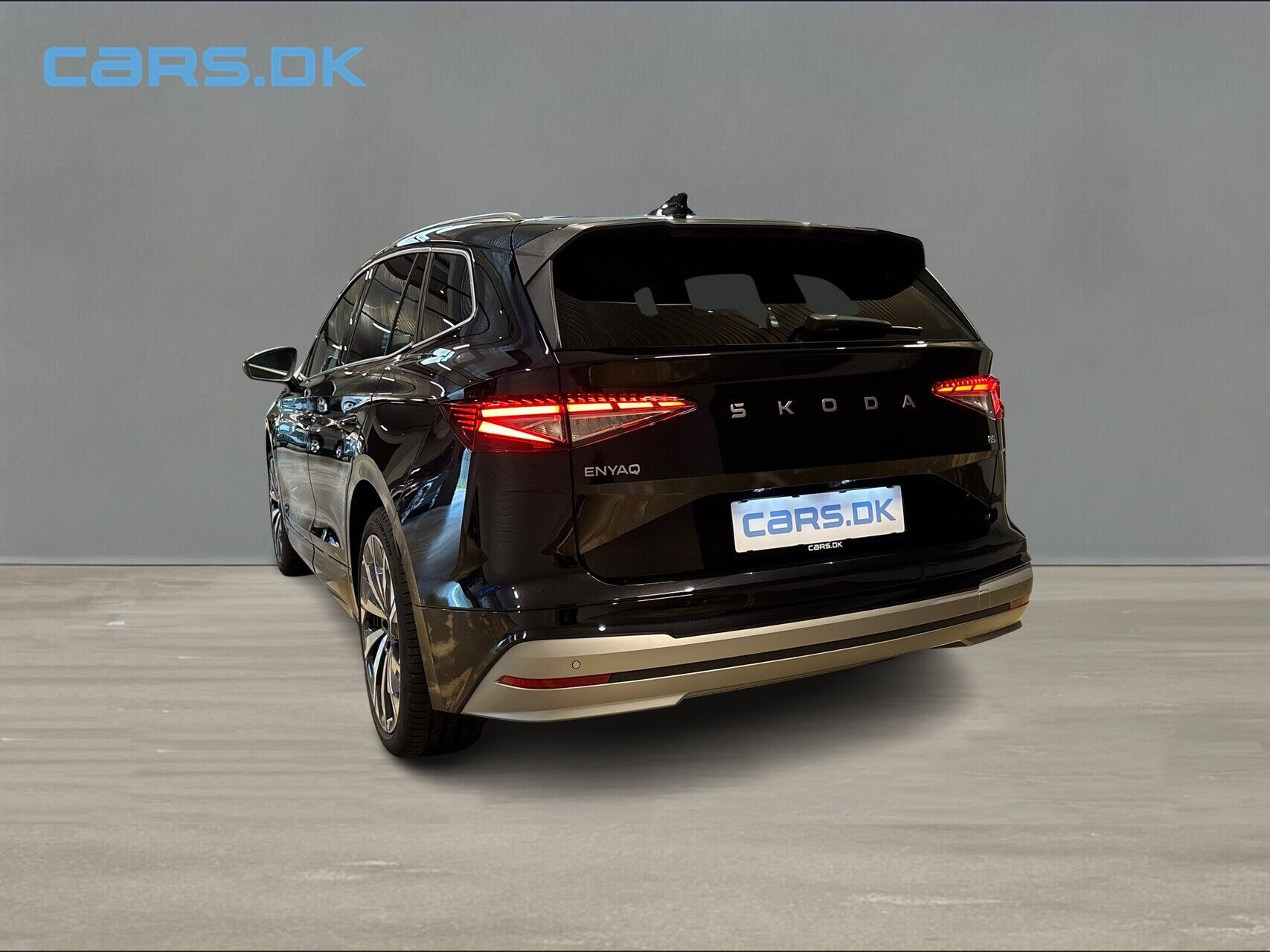 Sort Skoda Enyaq fra 2026