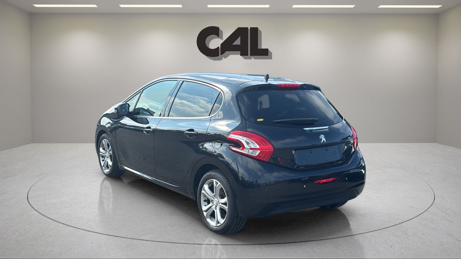 Sort Peugeot 208 fra 2015