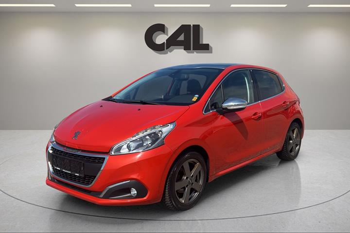 Orange Peugeot 208 fra 2015