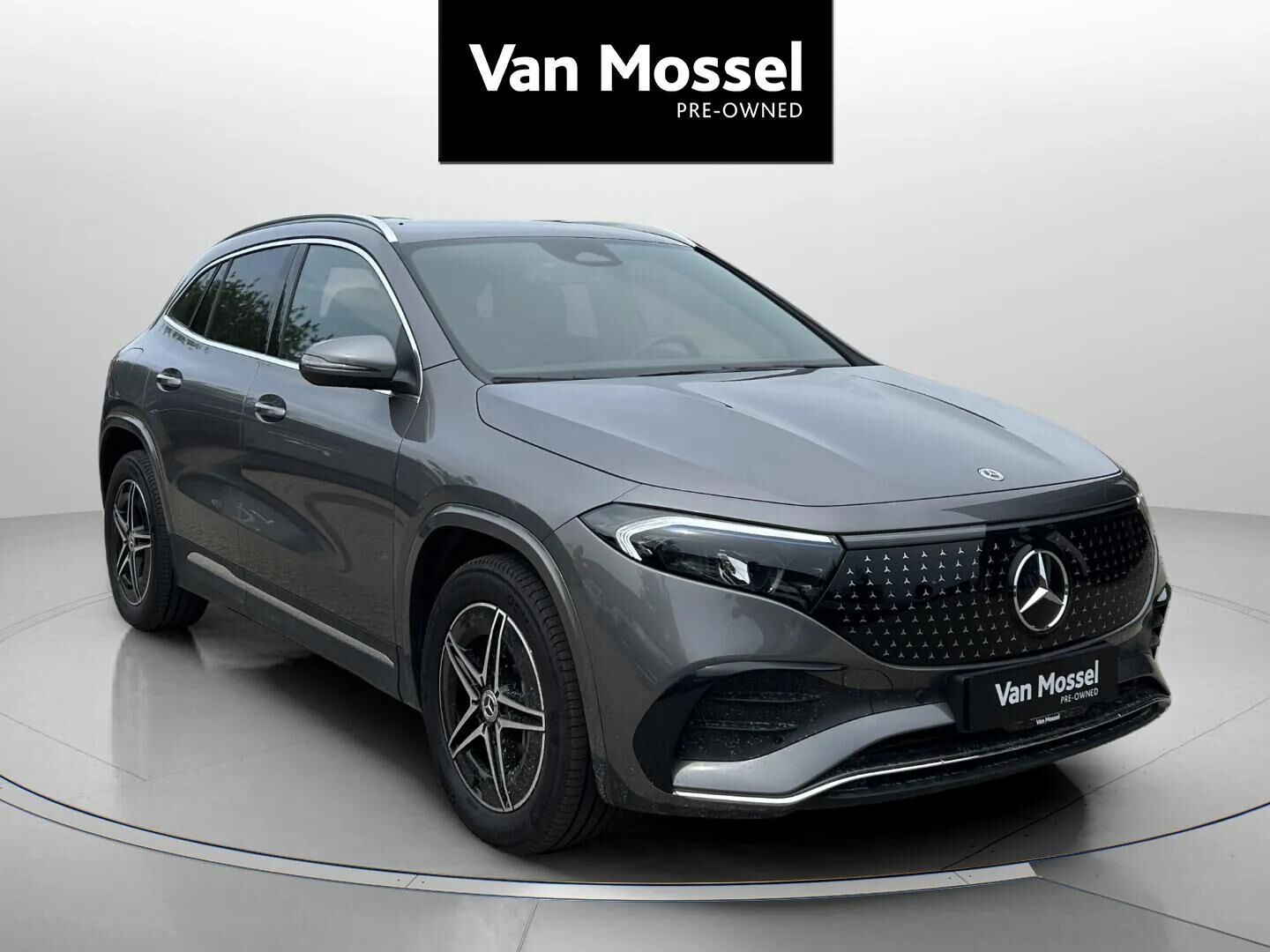 Grå Mercedes EQA 250+ fra 2024