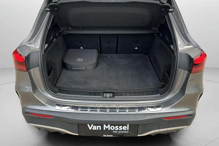 Grå Mercedes EQA 250+ fra 2024