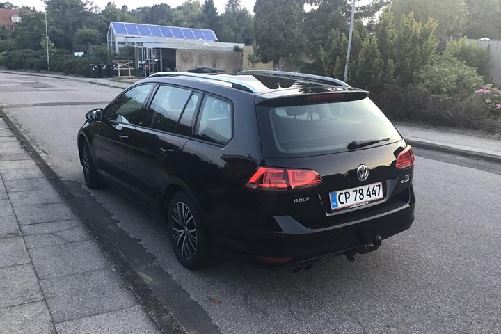 Sort VW Golf fra 2016