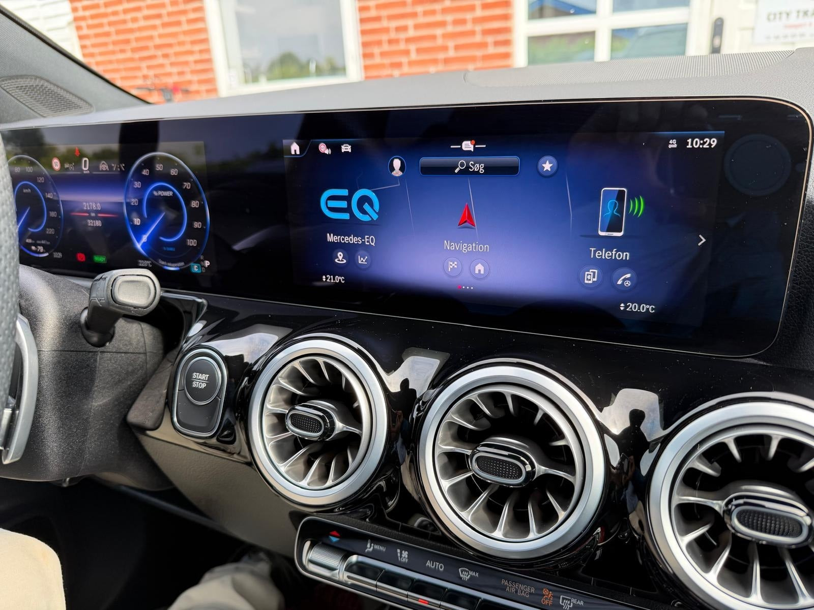 undefined Mercedes EQA250+ fra 2024