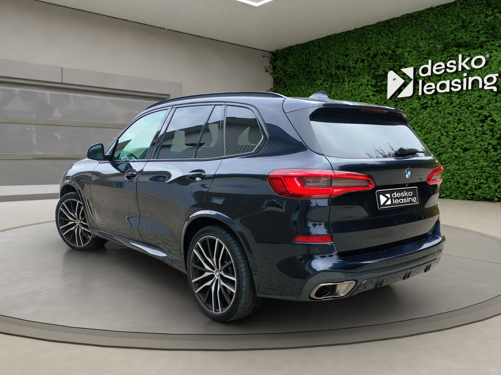 Sort BMW X5 fra 2019