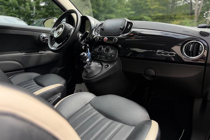 Sort Fiat 500 fra 2018