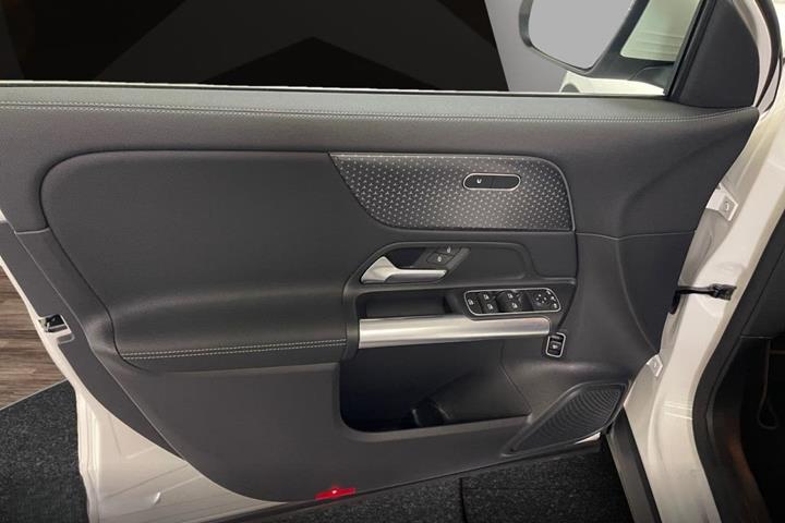 undefined Mercedes EQA250+ fra 2025