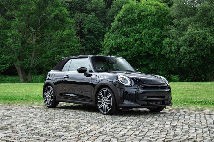 Sort Mini Cooper fra 2022