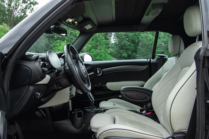 Sort Mini Cooper fra 2022