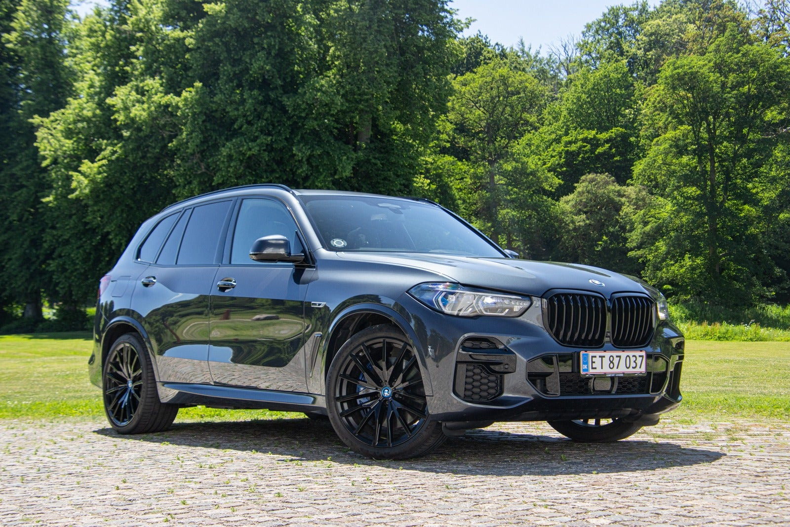 Sort BMW X5 fra 2022