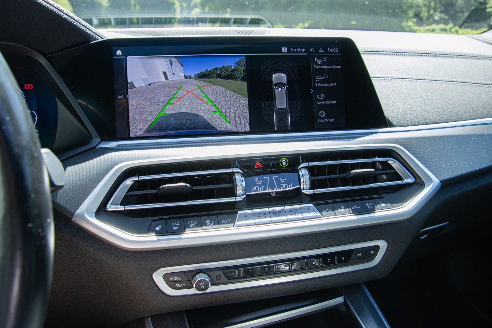 Blå BMW X5 fra 2022