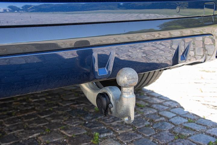 Blå BMW X5 fra 2022