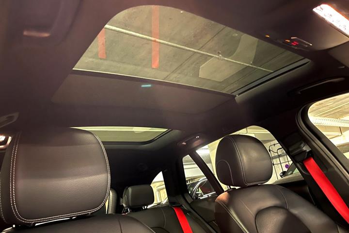 Sort Mercedes C220 d fra 2020