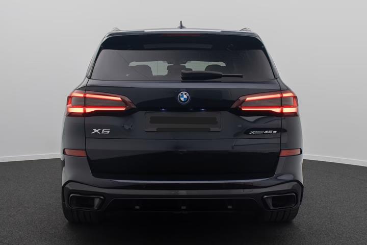 Sort BMW X5 fra 2022