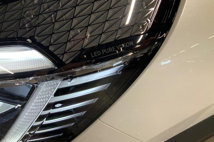 Hvid Renault Captur fra 2020