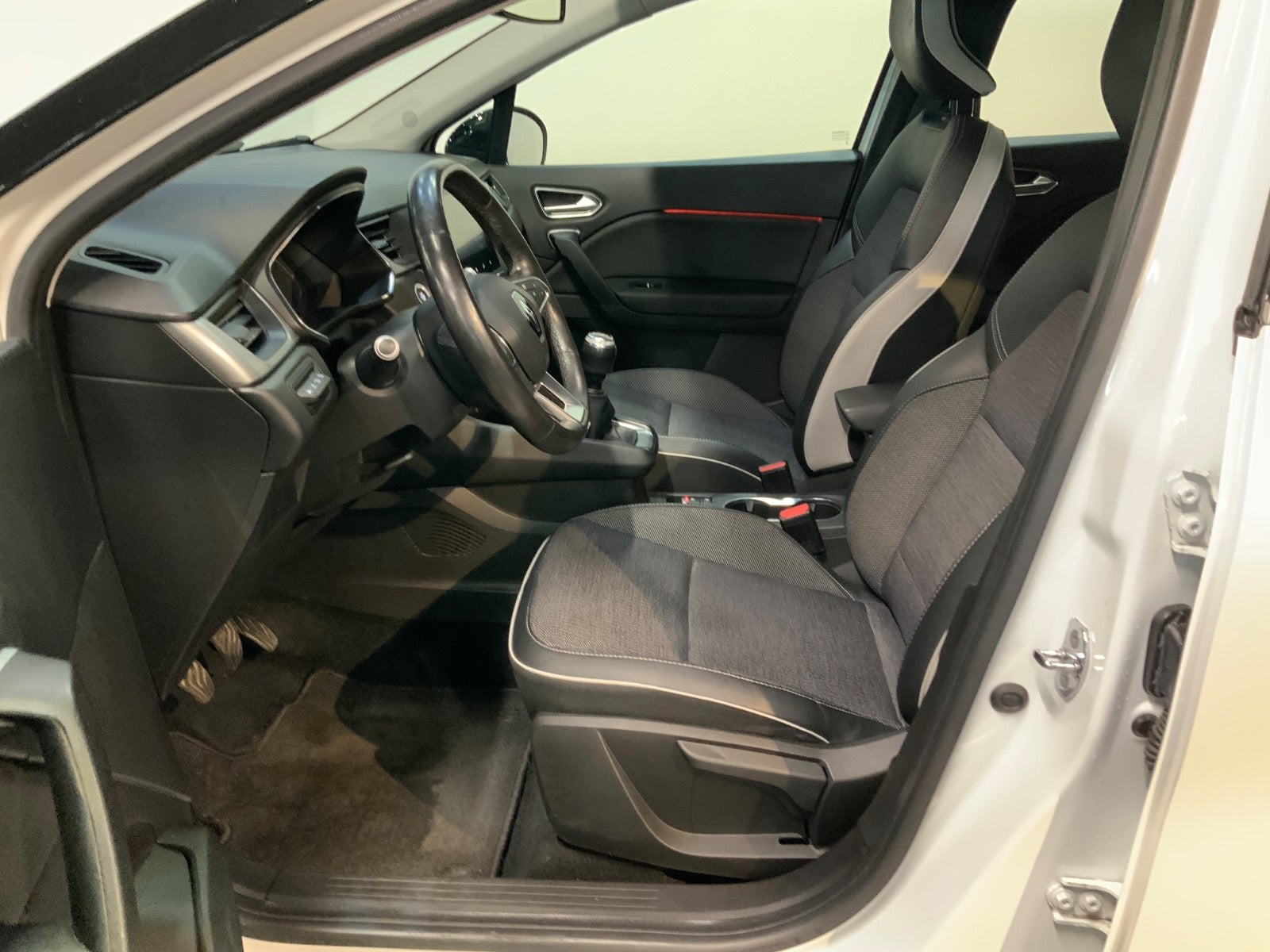 Hvid Renault Captur fra 2020