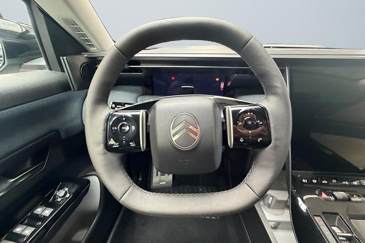 Grøn Citroën ë-C5 Aircross fra 2026