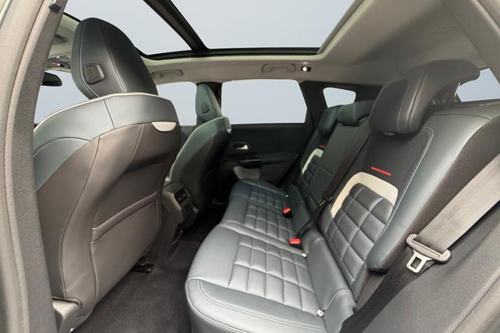 Grøn Citroën ë-C5 Aircross fra 2026