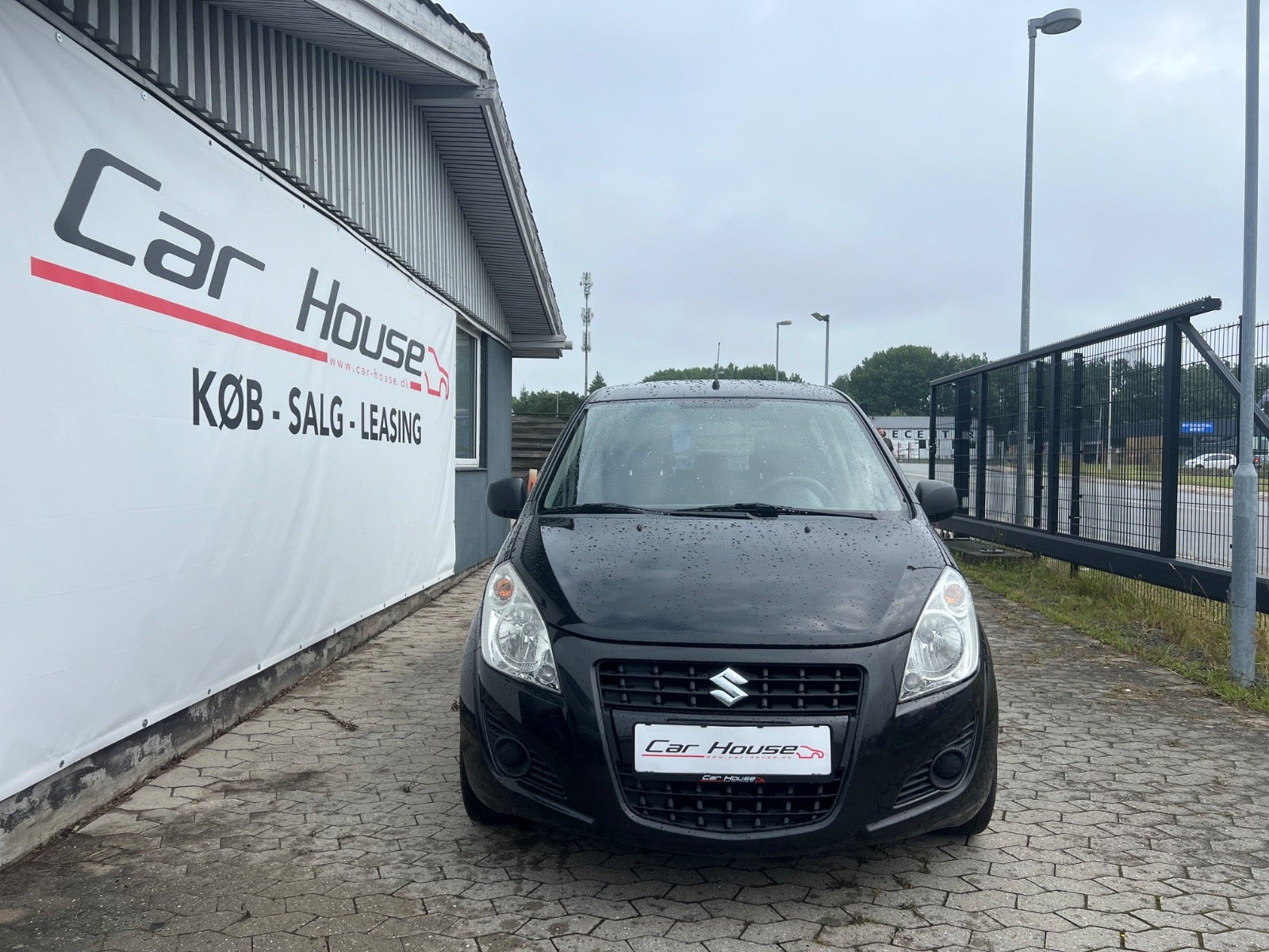 Sort Suzuki Splash fra 2013
