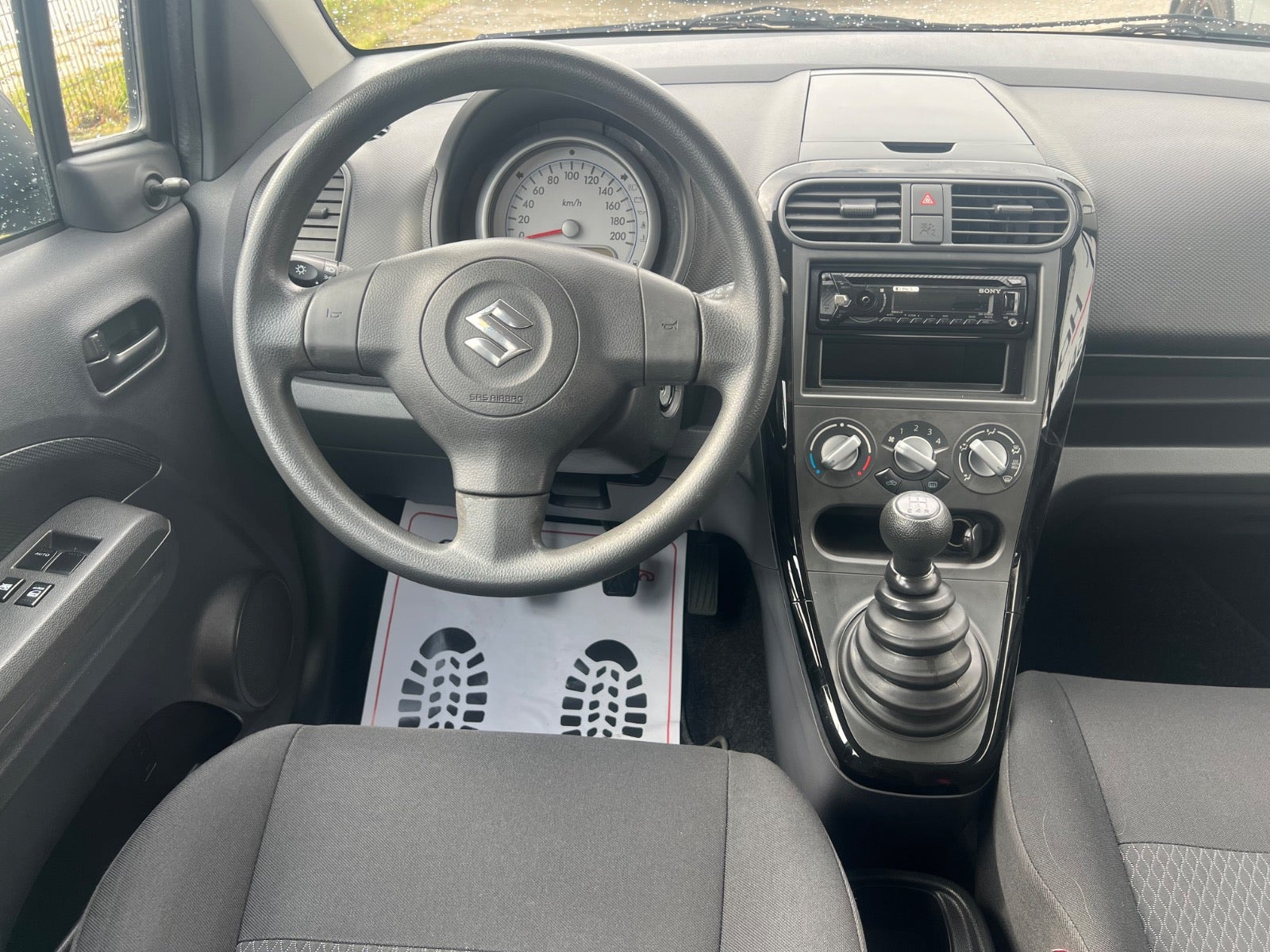 Sort Suzuki Splash fra 2013