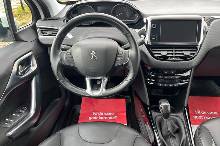 Hvid Peugeot 2008 fra 2017