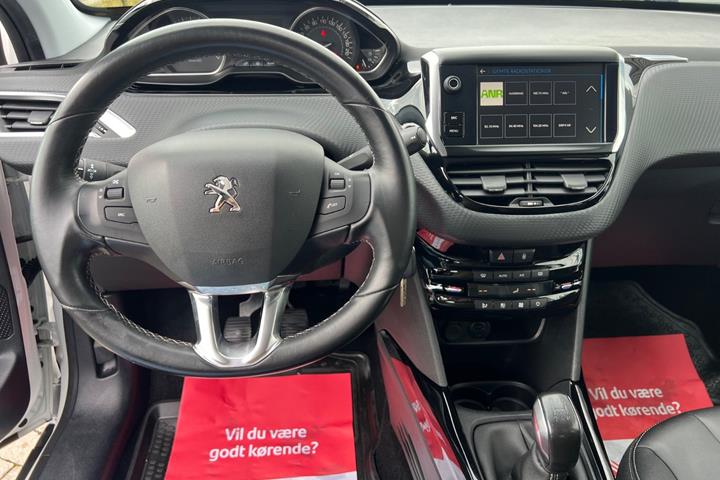Hvid Peugeot 2008 fra 2017