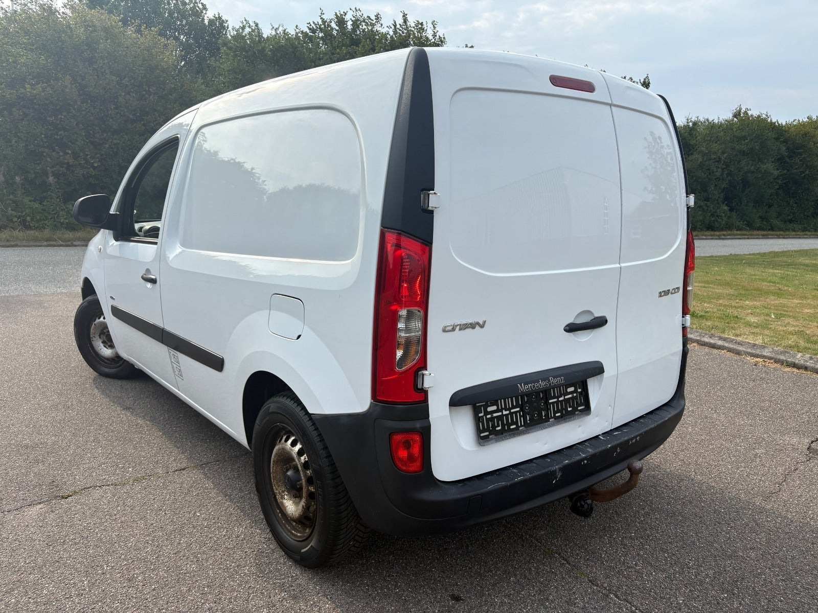 Hvid Mercedes Citan 109 fra 2014