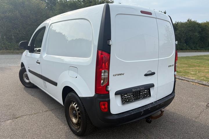 Hvid Mercedes Citan 109 fra 2014